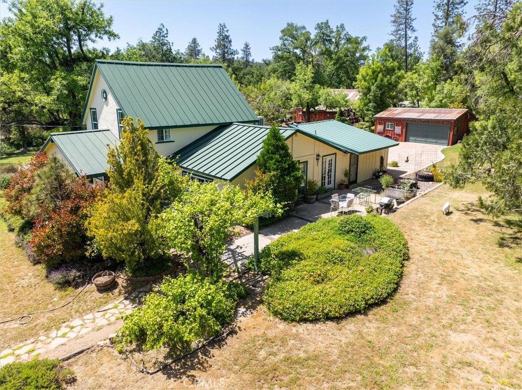2669 Triangle Road Property Photo 5