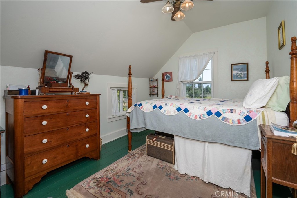 2669 Triangle Road Property Photo 17