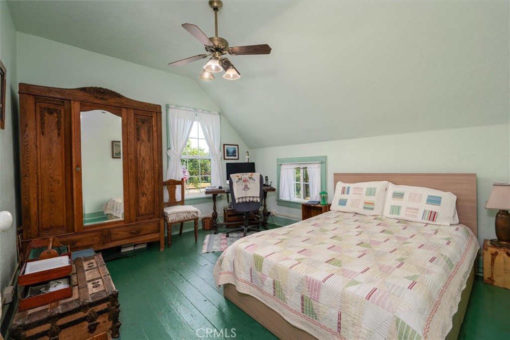 2669 Triangle Road Property Photo 18