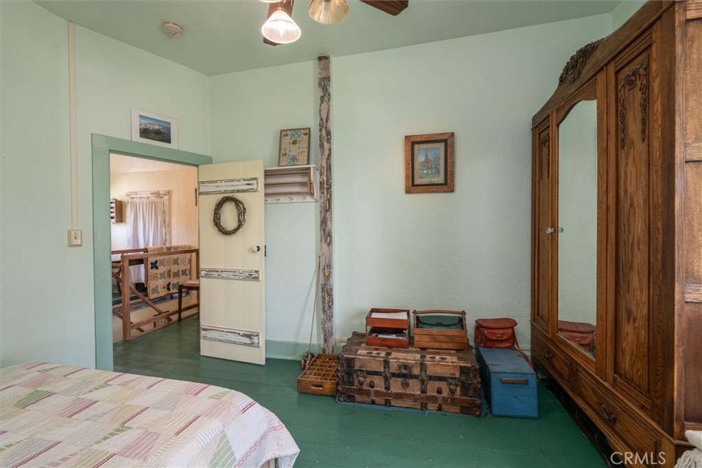 2669 Triangle Road Property Photo 19