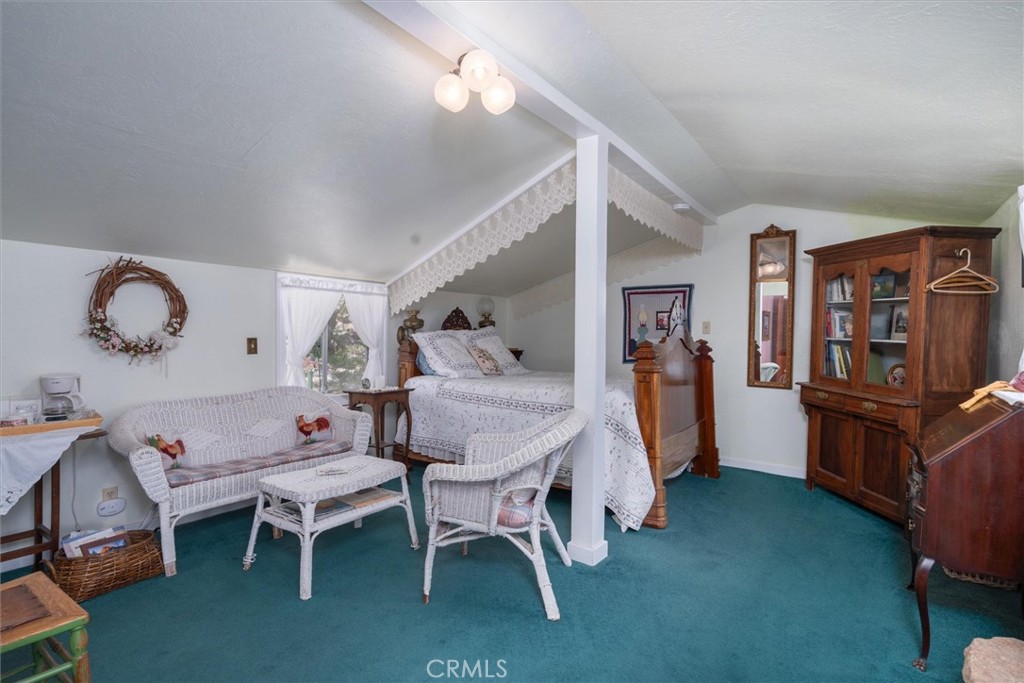 2669 Triangle Road Property Photo 41