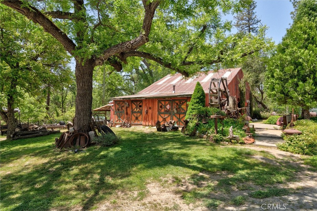 2669 Triangle Road Property Photo 46