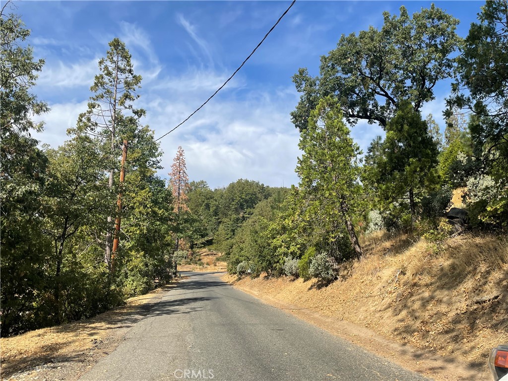 59479 Cascadel Drive Property Photo 1
