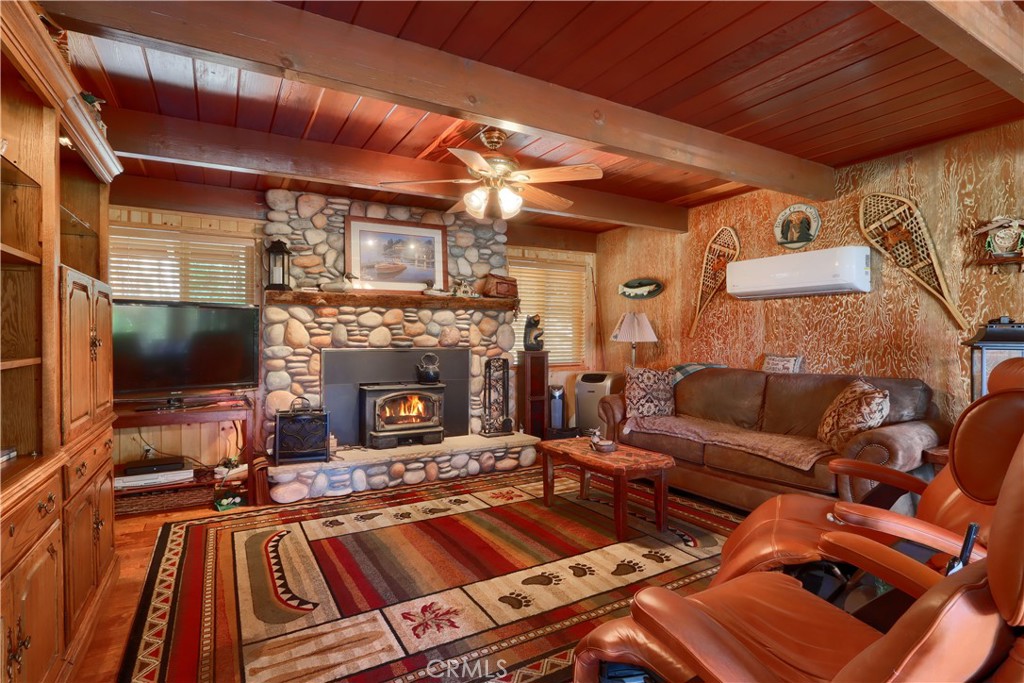 39266 Lupine Property Photo