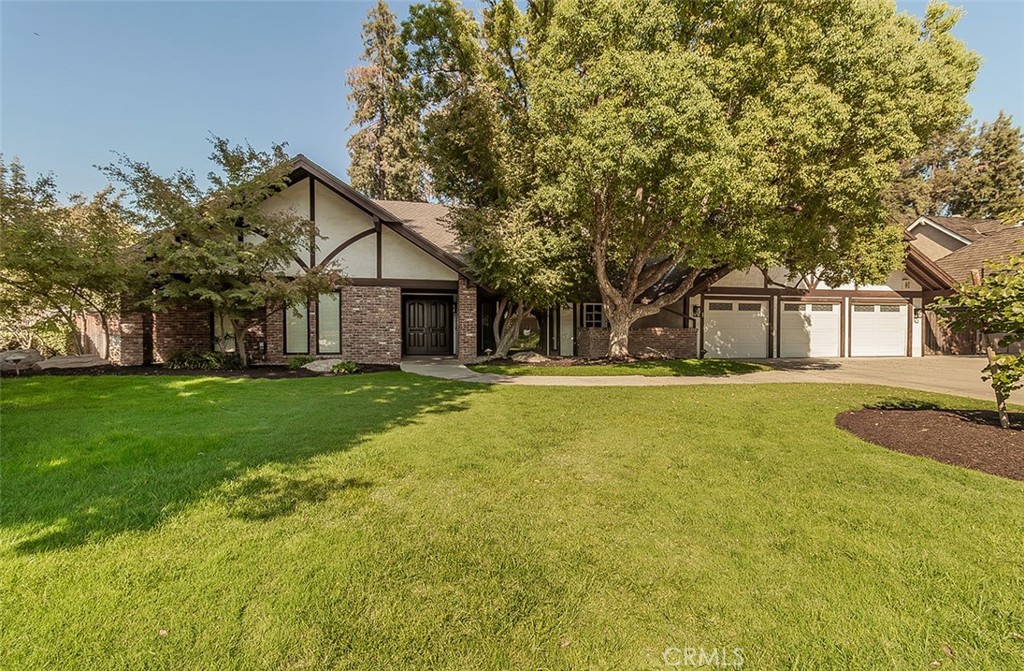 2542 W Ellery Avenue Property Photo