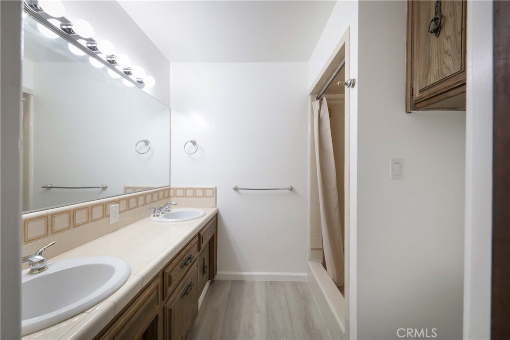 4200 Boise Street 3b Property Photo 23