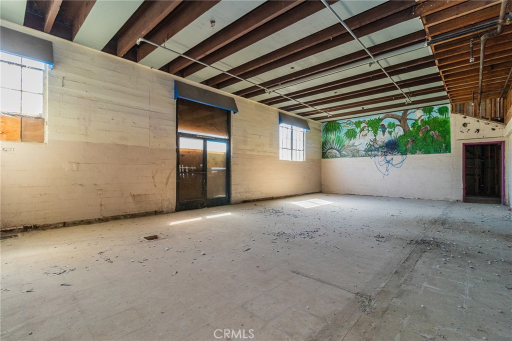 1826 Rose Avenue Property Photo 4