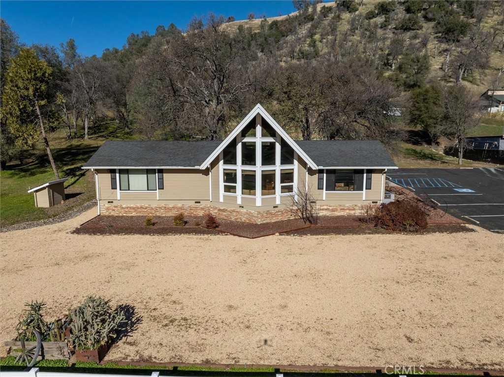 35674 Highway 41 Property Photo 1