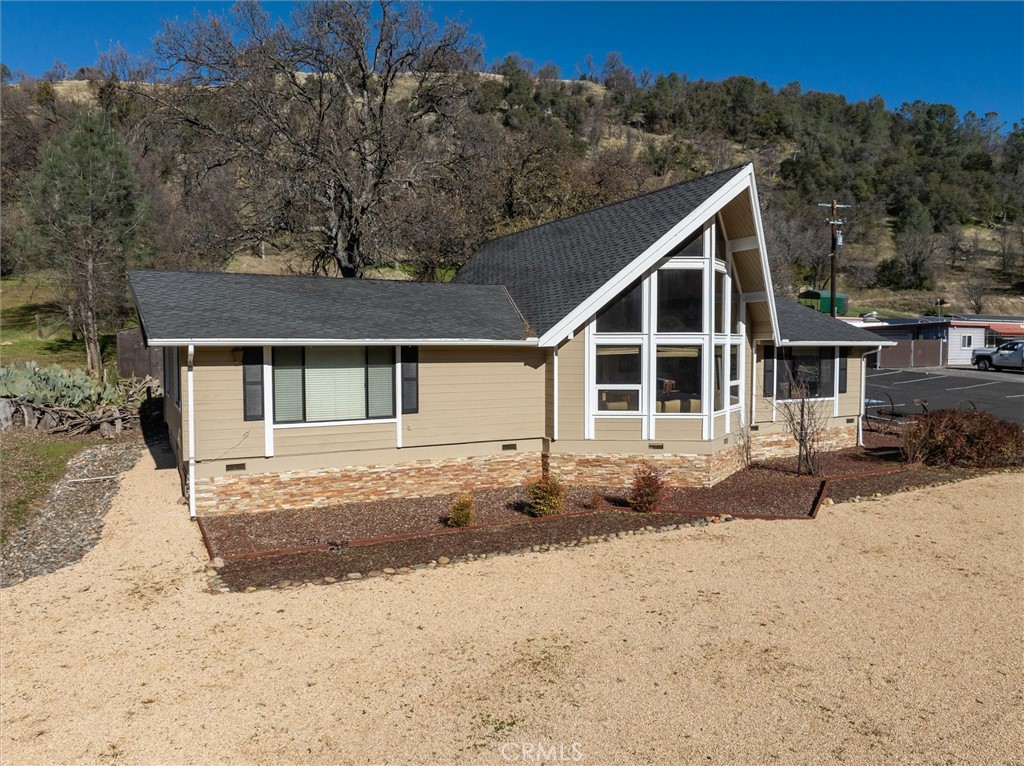 35674 Highway 41 Property Photo 6