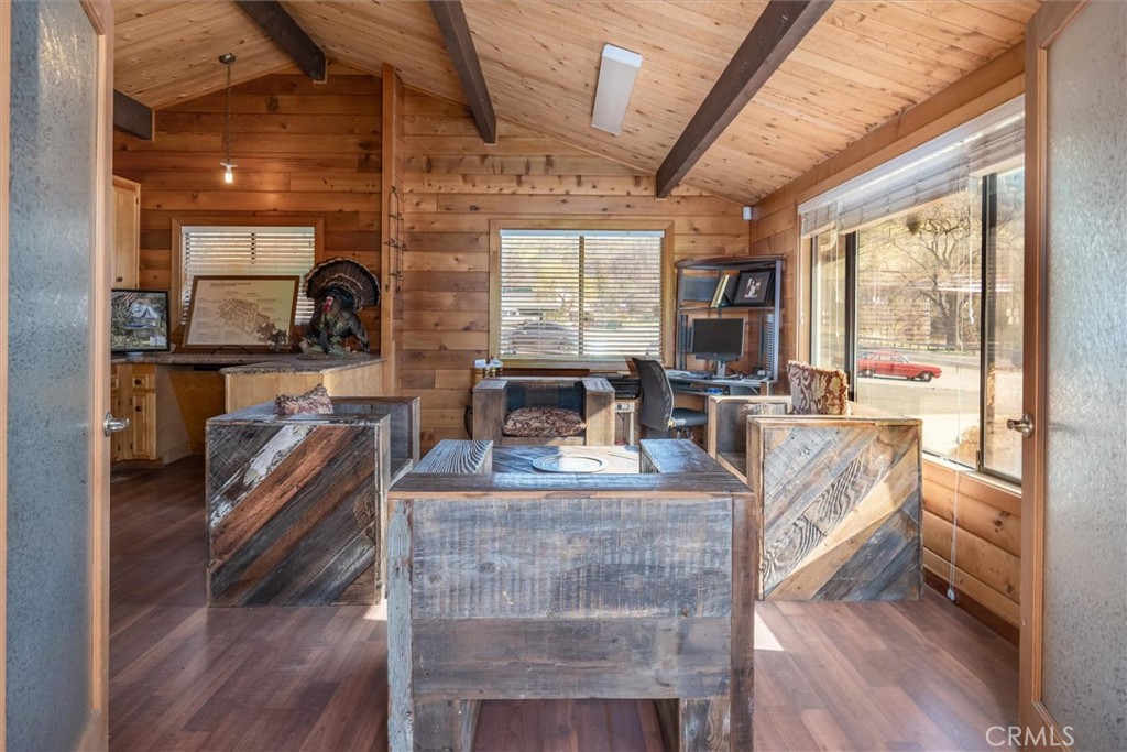 35674 Highway 41 Property Photo 14