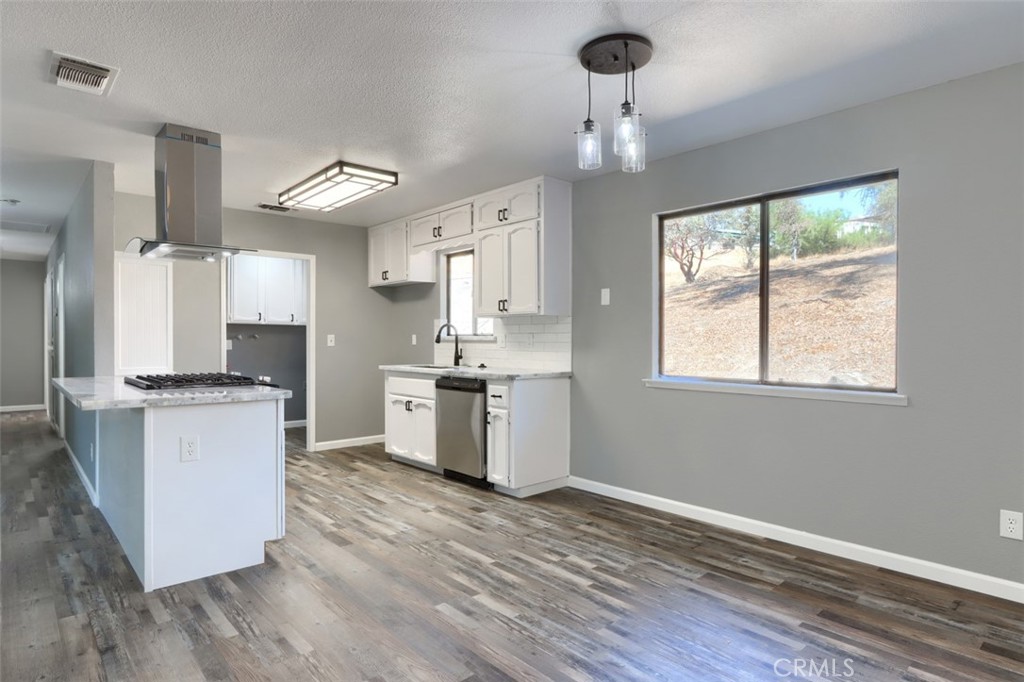 42571 Long Hollow Drive Property Photo 15