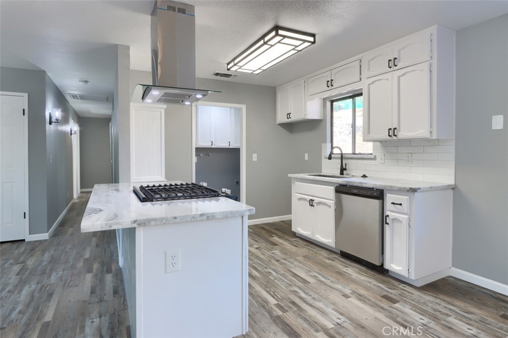 42571 Long Hollow Drive Property Photo 16