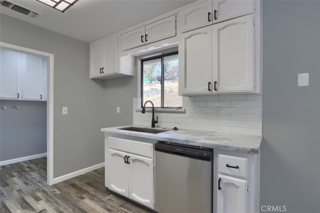 42571 Long Hollow Drive Property Photo 17