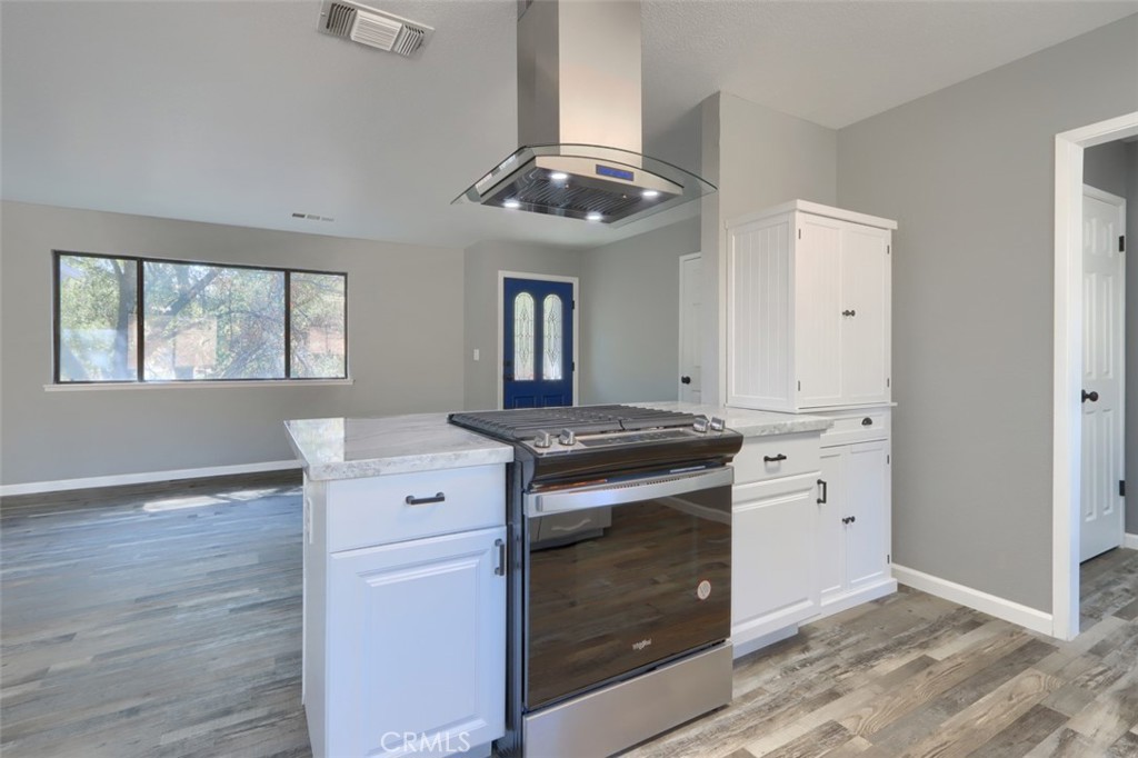 42571 Long Hollow Drive Property Photo 18