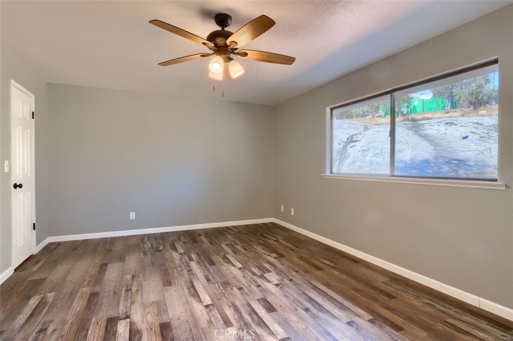42571 Long Hollow Drive Property Photo 29
