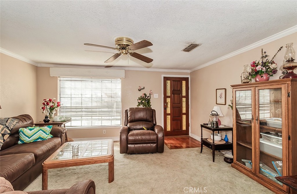 836 12th Street Property Photo 8