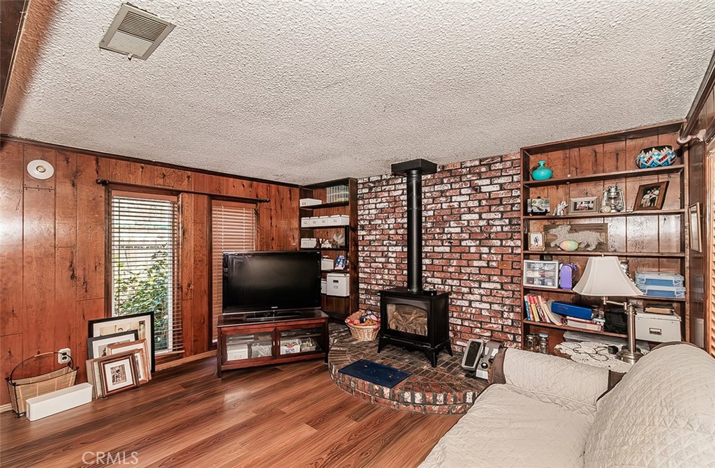 836 12th Street Property Photo 13