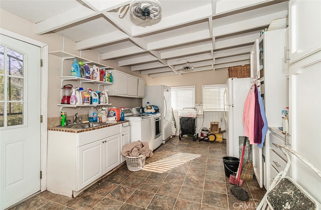 836 12th Street Property Photo 24