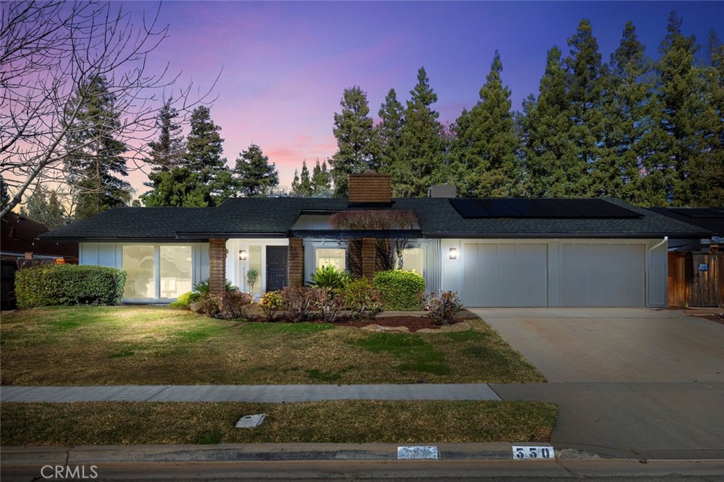 330 E Everglade Avenue Property Photo