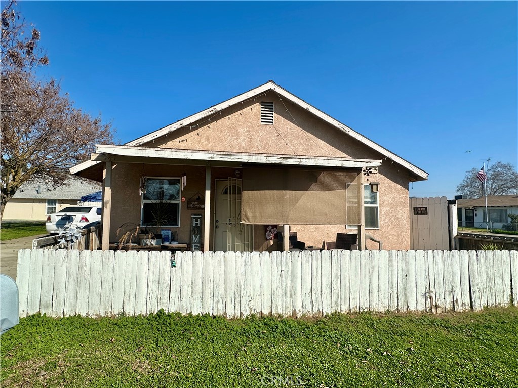 435 S 4th Property Photo