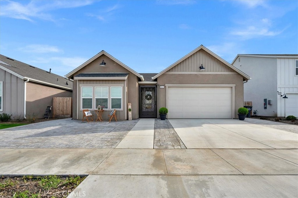 3117 E Howard Property Photo