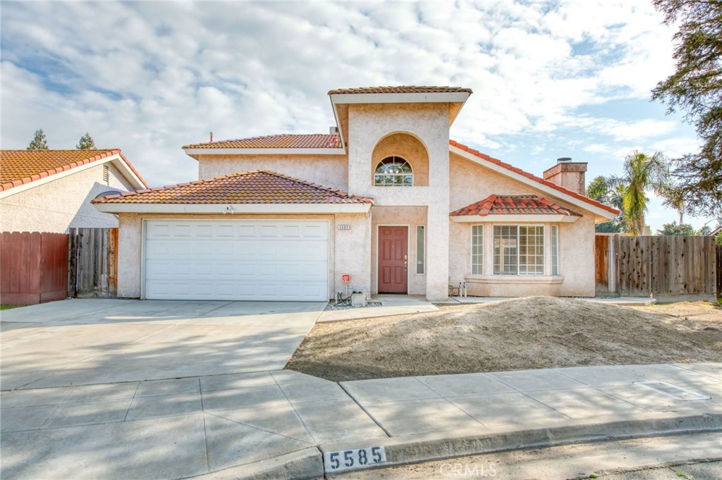 5585 W Mesa Avenue Property Photo