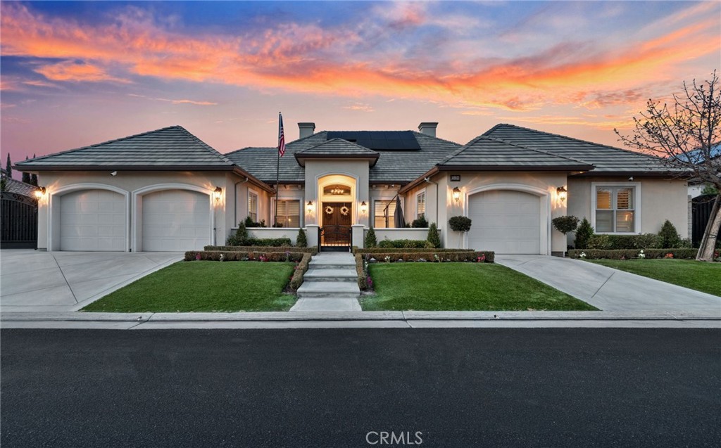 2430 E Clareton Way Property Photo