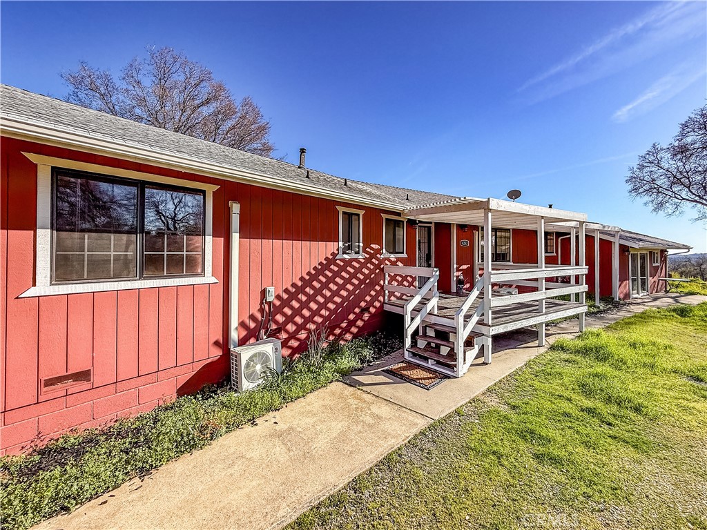 4253 Woodview Lane Property Photo