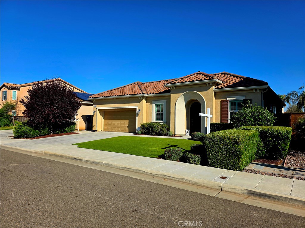 3835 Ramona Ave Property Photo