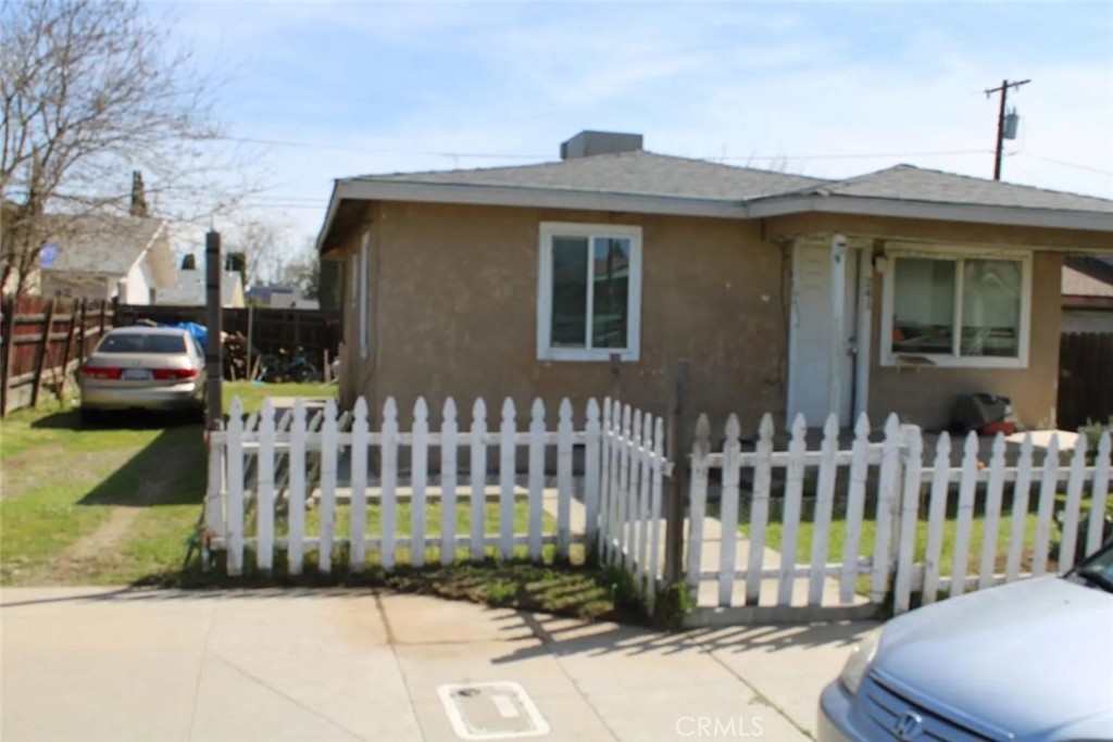 241 Hull Avenue Property Photo