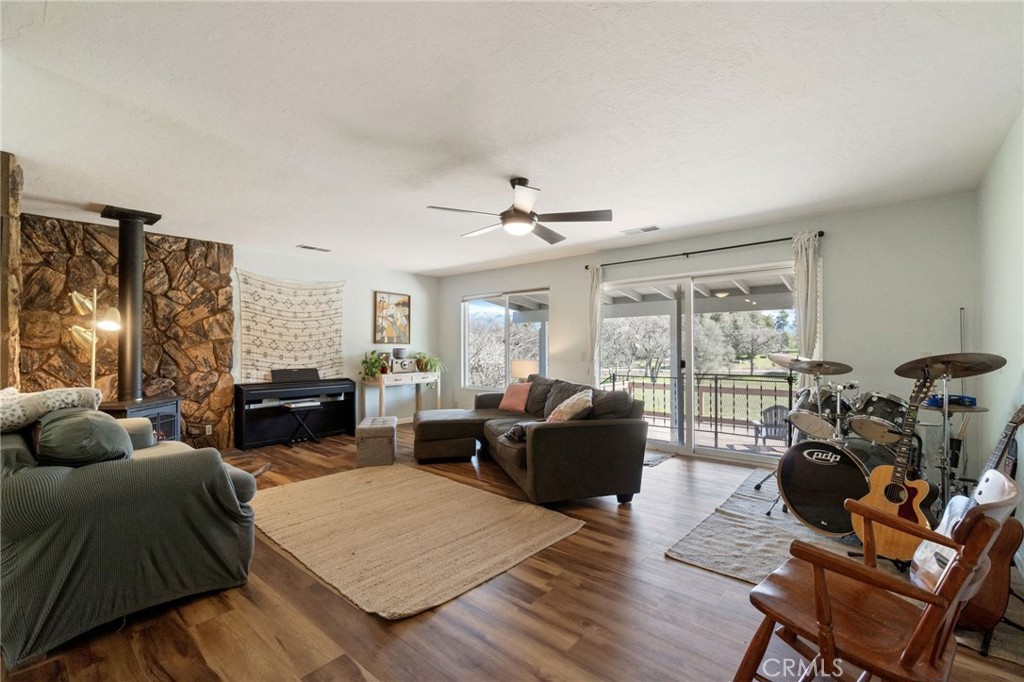 5065 Silva Road Property Photo