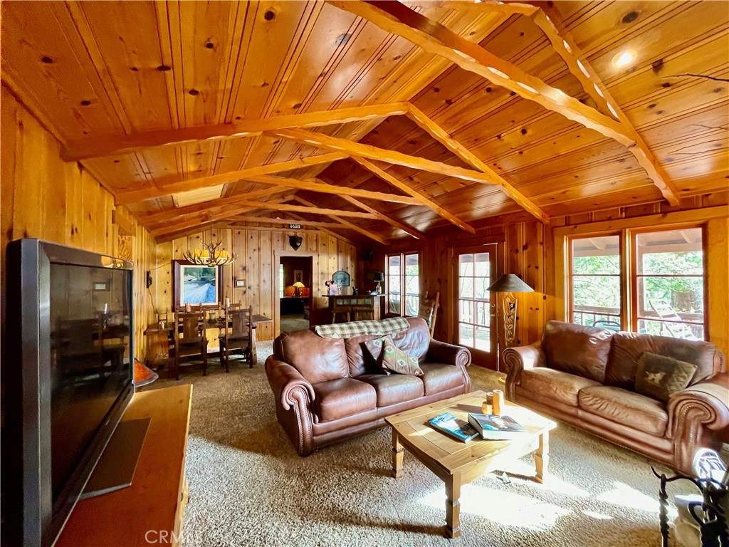 39121 Lake Drive Property Photo 8