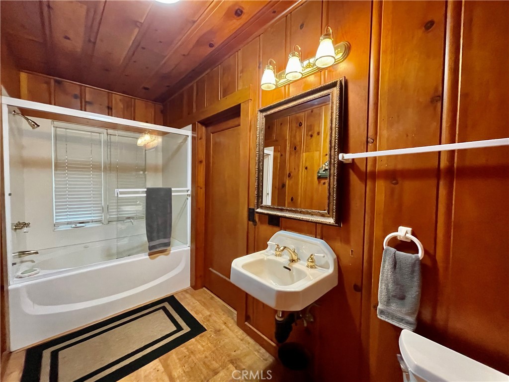 39121 Lake Drive Property Photo 18