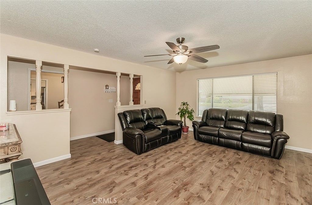 6026 N Winchester Avenue Property Photo 7