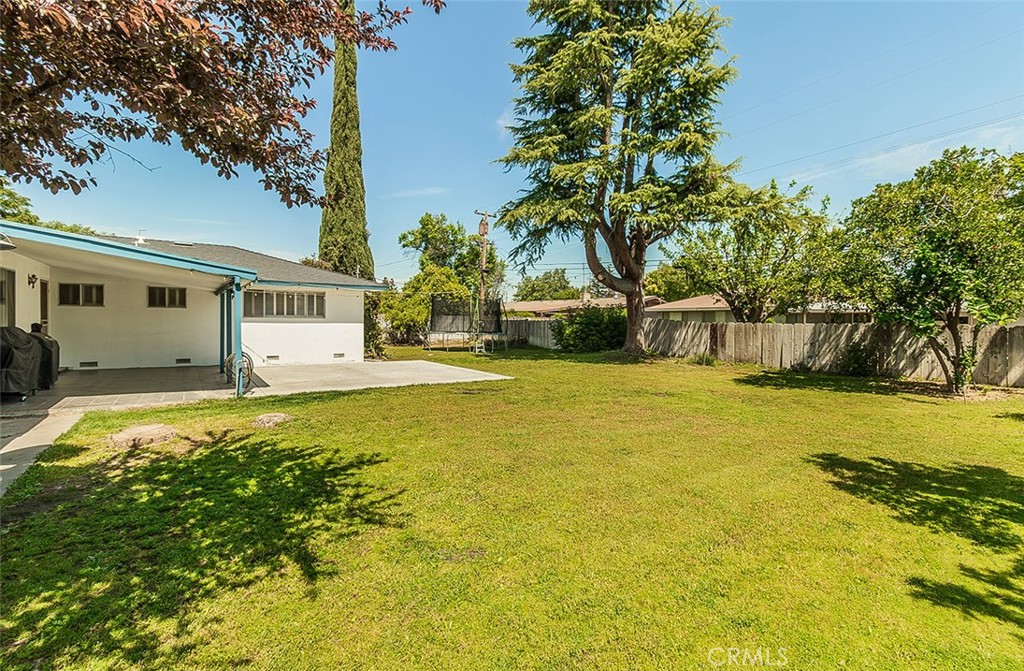6026 N Winchester Avenue Property Photo 26