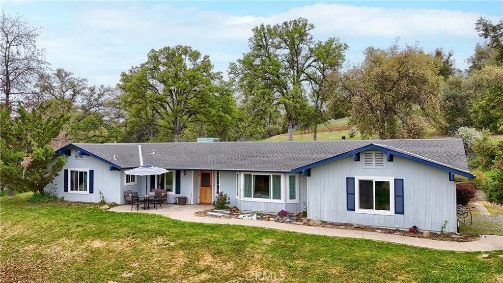 41820 Dillon Circle Property Photo 1