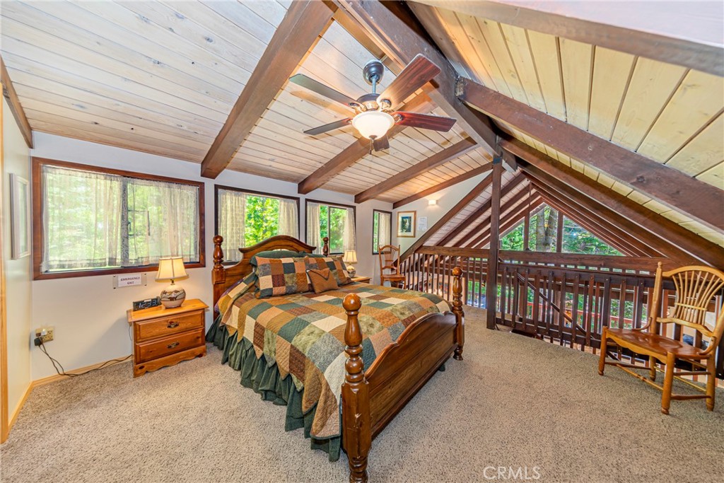 1163 Silvertip Lane Property Photo 13