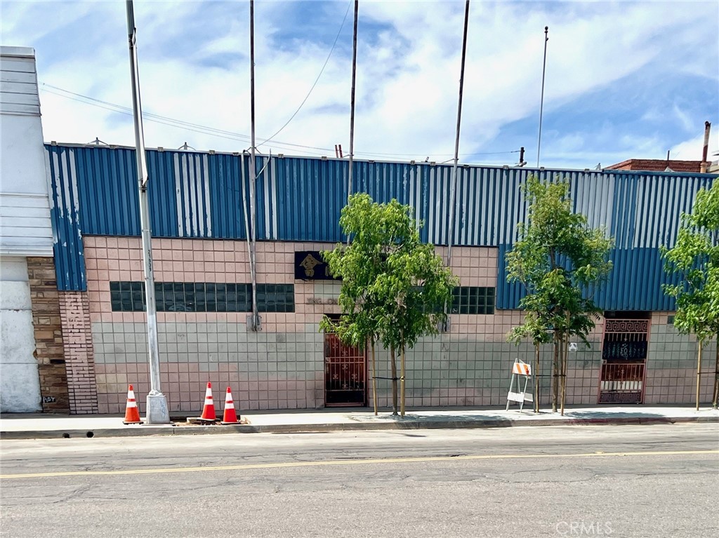 1147 F Street Property Photo 4