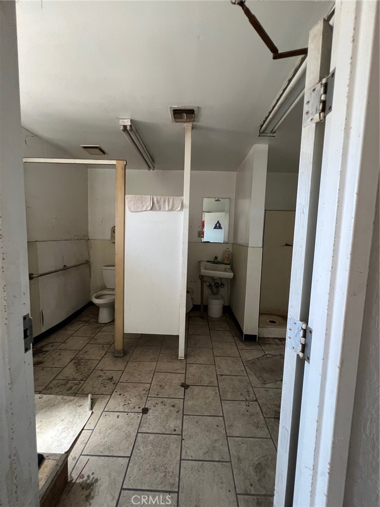 1147 F Street Property Photo 26