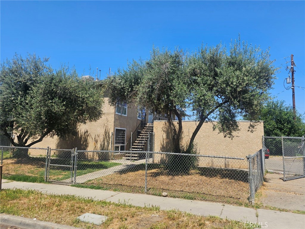 5 E Saginaw Way Property Photo 3
