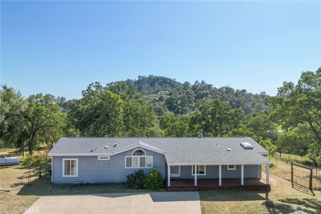 4372 Woodview Lane Property Photo