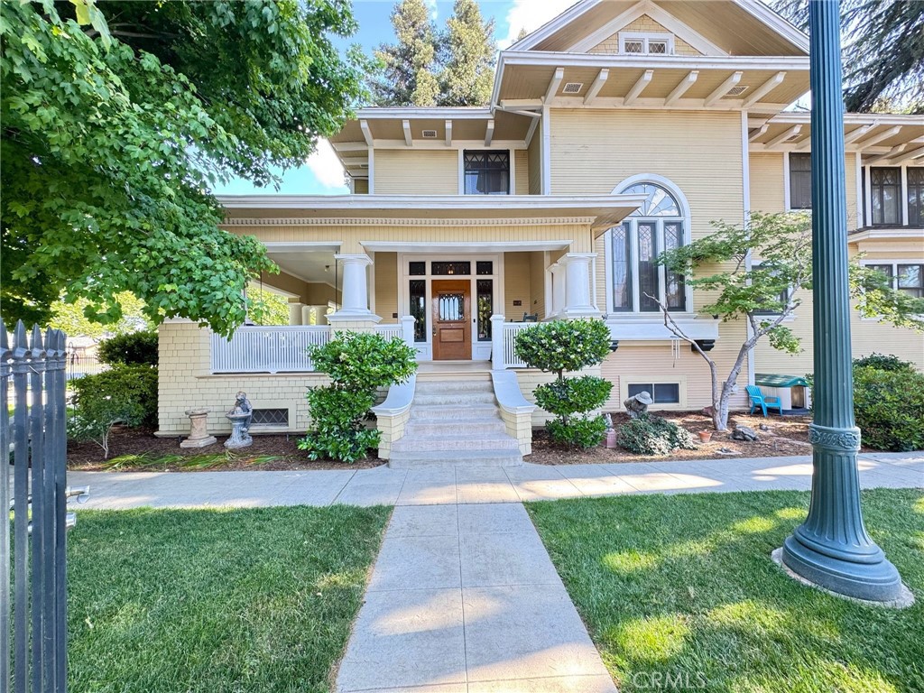 631 N Encina Street Property Photo
