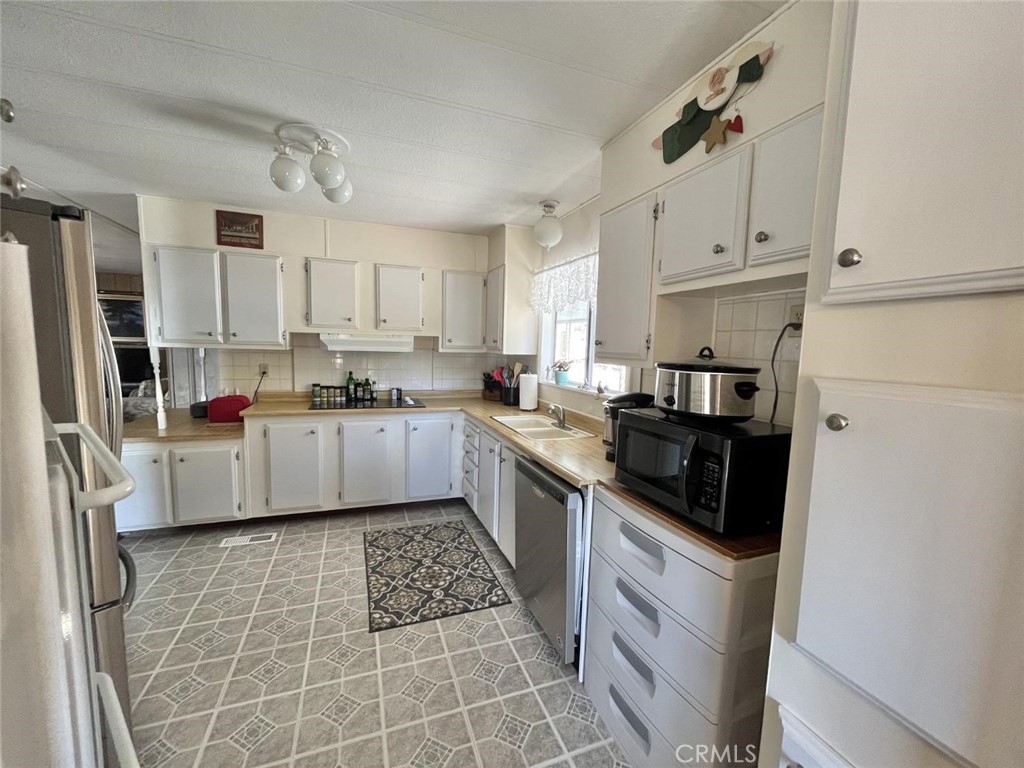33188 George Smith Road Property Photo 2