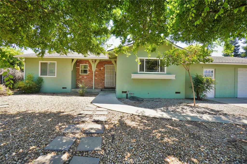 2306 S Encina Street Property Photo 1