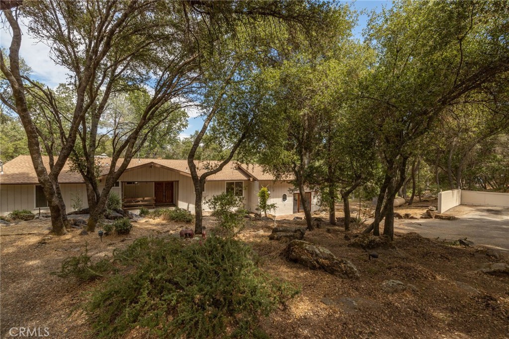 32413 Chickasaw Road Property Photo 1
