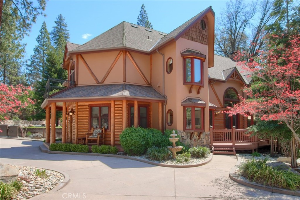 54736 Willow Cove Road Property Photo 1