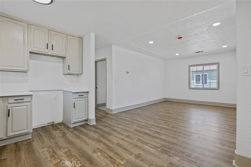 417 S Jefferson Street Property Photo 13