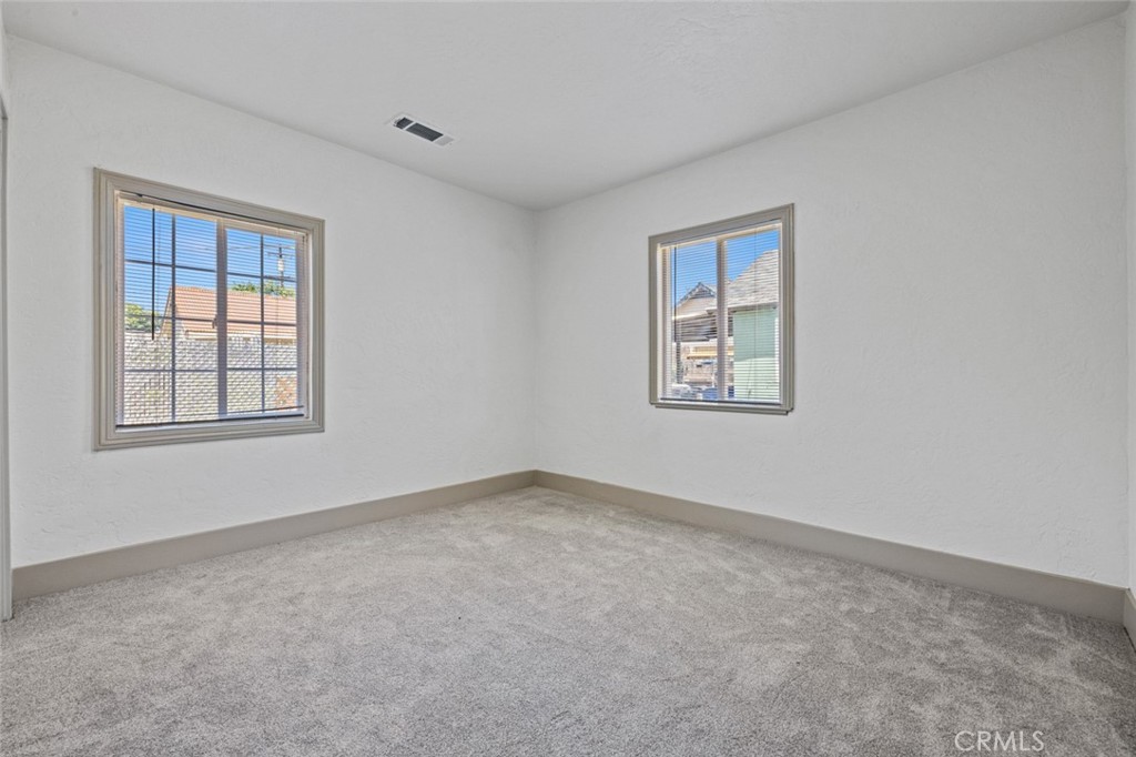 417 S Jefferson Street Property Photo 18