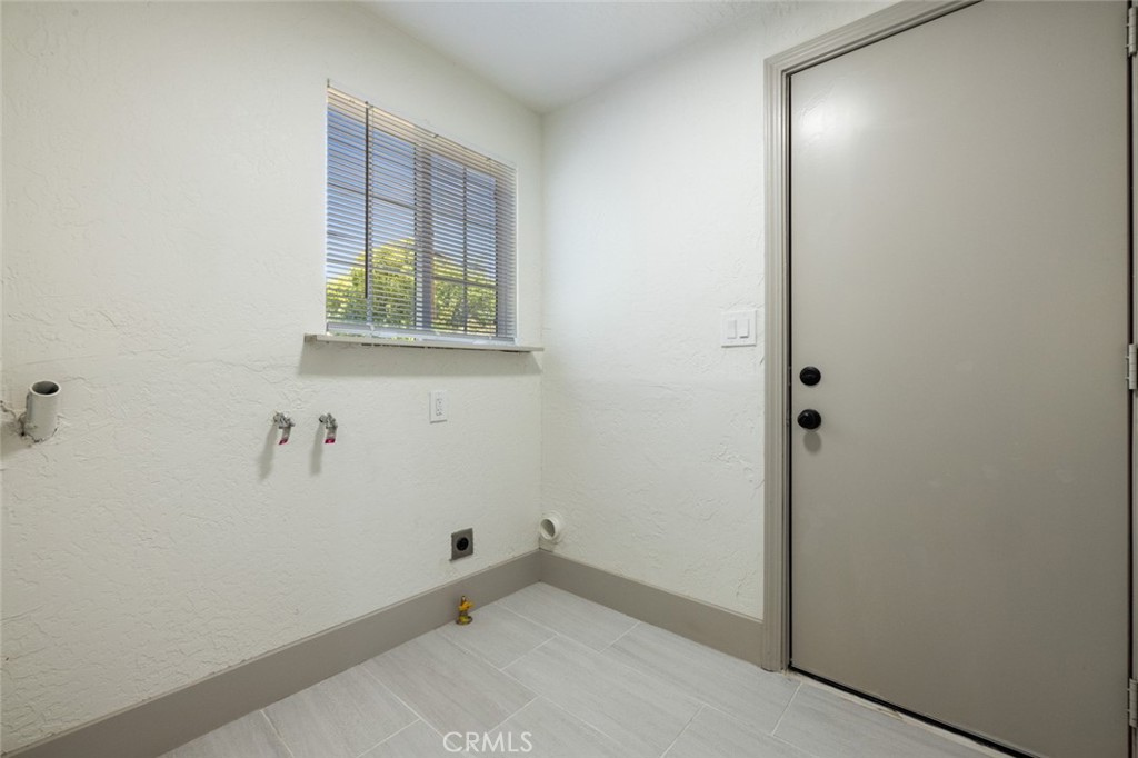 417 S Jefferson Street Property Photo 25