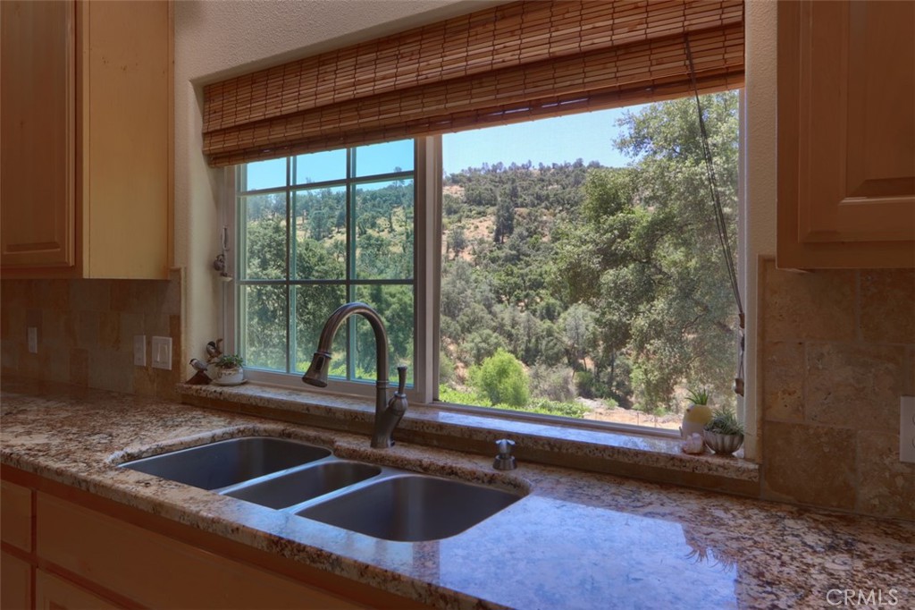 7551 Hunters Valley Road Property Photo 27